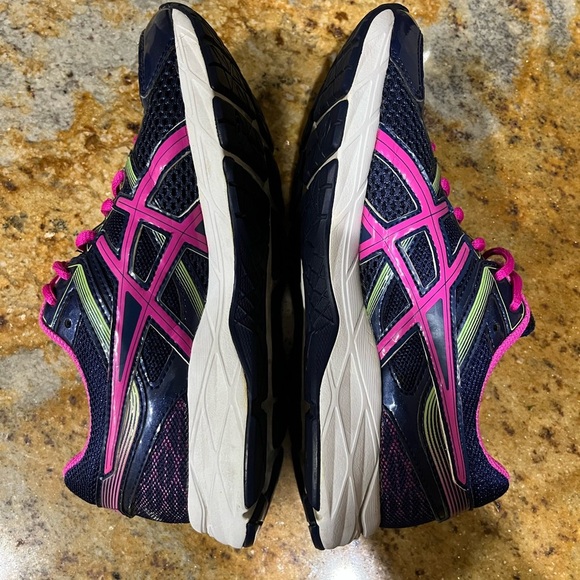 ASICS Gel Contend 3 size 6 - Picture 7 of 9